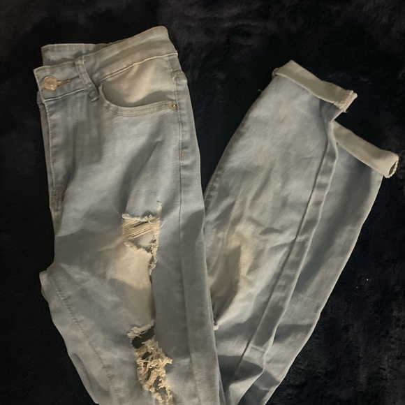 light blue ripped jeans - Picture 2 of 3